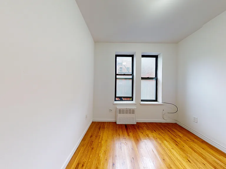 307 E 77th St #3E — Photo 4