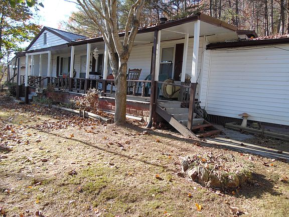 2nd image of 2727 Orr St