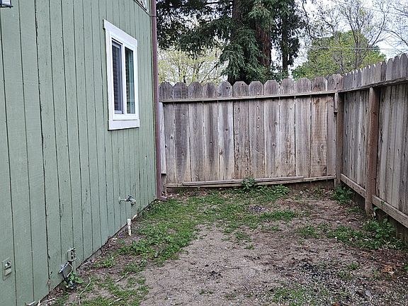 4th image of 111 S Villa Ave #10