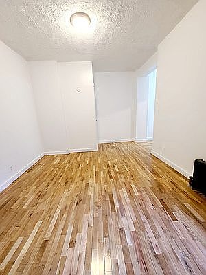 4th image of 1 E 213th St #10A