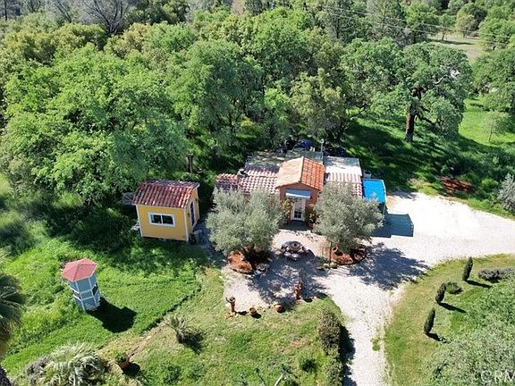 3rd image of 9735 Stackhouse Ln