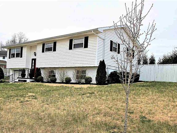 4th image of 1128 Scenic Dr