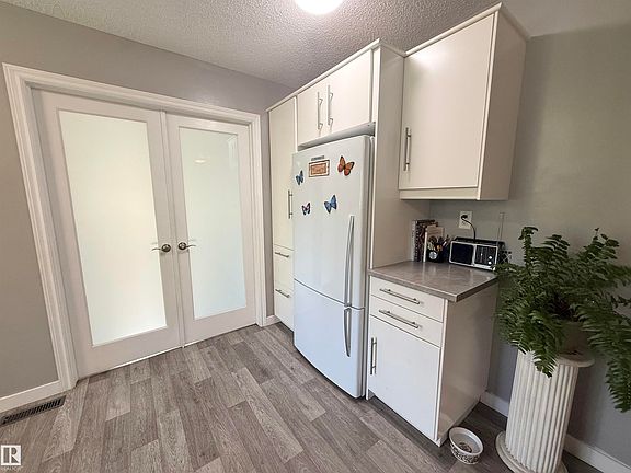 3rd image of 2403 81st St NW
