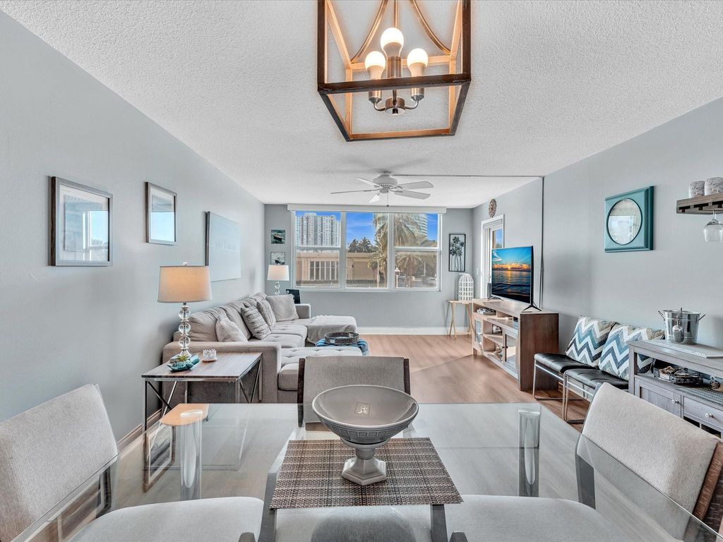 201 N Ocean Boulevard #202, photo 5