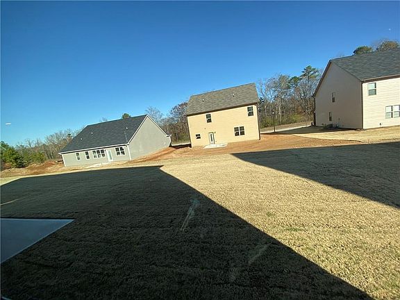 3rd image of 1256 Brookstone Cir NE
