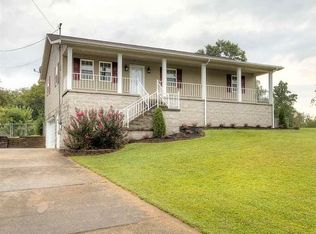 400 Riverbend Dr, Ona, WV 25545