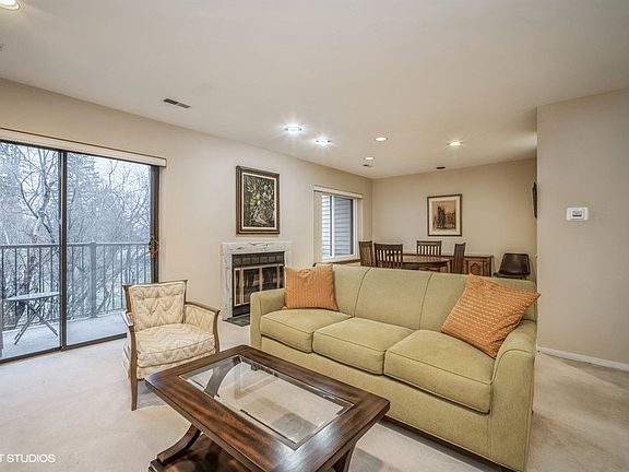 4th image of 3050 Pheasant Creek Dr APT 203