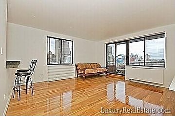 1st image of 181 7th Ave APT 9A