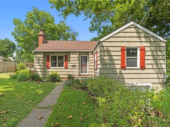 4218 NE 56th St, Kansas City, MO 64119