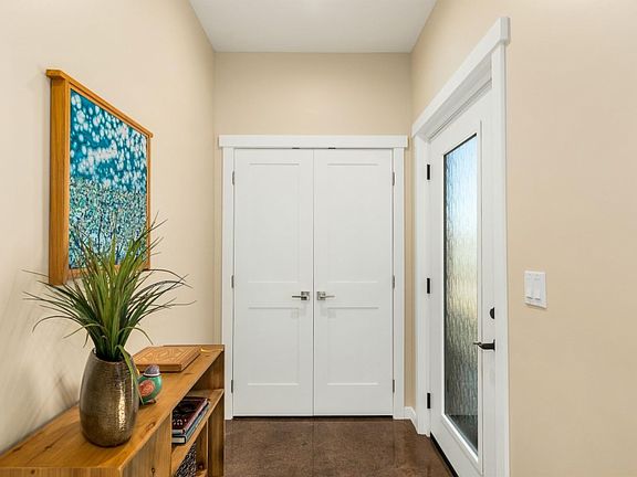 3rd image of 806 Selah Vista Way #44