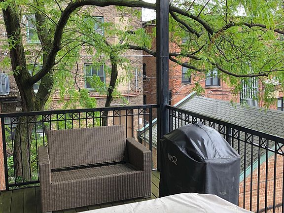 5th image of 3156 N Cambridge Ave #4