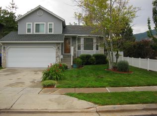 1084 W 1060 N, Farmington, UT 84025