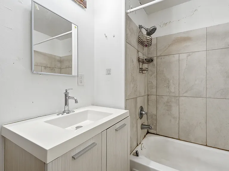 1433 Dean Ave #V1 — Photo 8