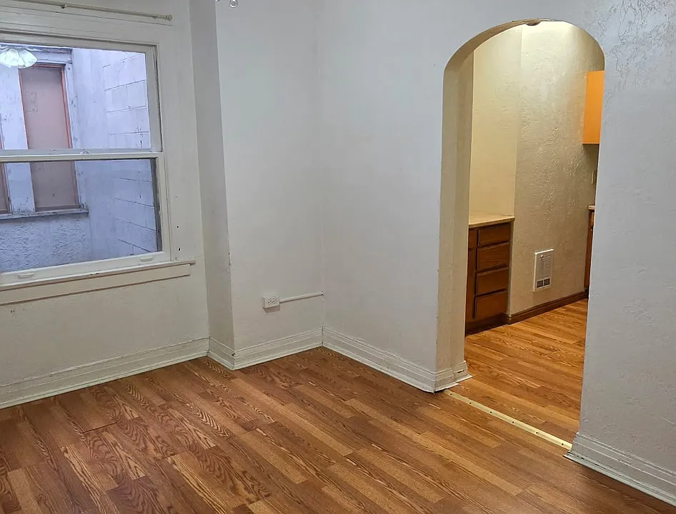 30 College Ave #302