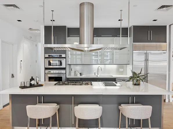 109 West 26th Street image 6 of 22