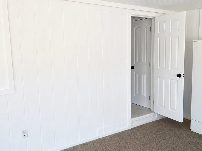 2314 Edgerton Dr — Photo 3