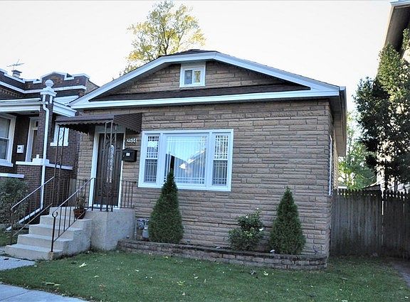 3rd image of 2514 Lombard Ave