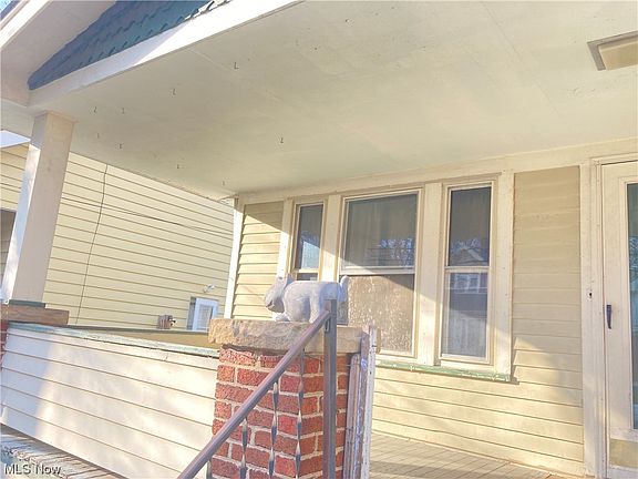 2nd image of 2706 Roanoke Ave