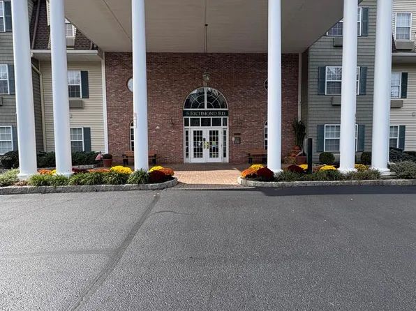 5415 Richmond Rd, West Milford, NJ 07480