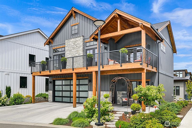 2nd image of 203 Pebblebrook Drive