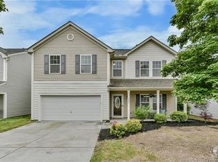 1008 Regal Manor Ln, Fort Mill, SC 29715