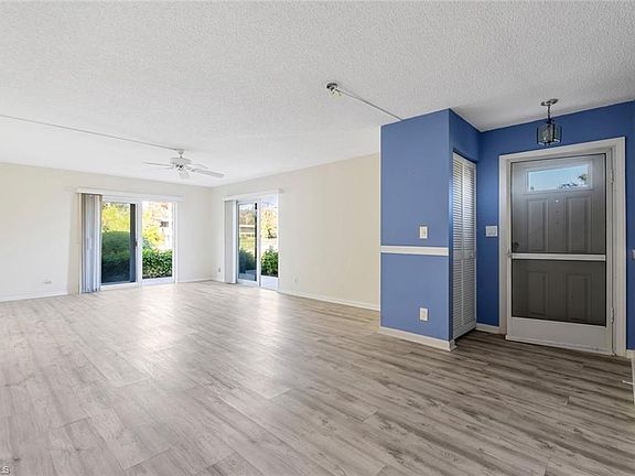 2nd image of 272 Palm DR #52-5