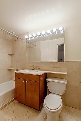 4th image of 80 Madison Ave APT 2C