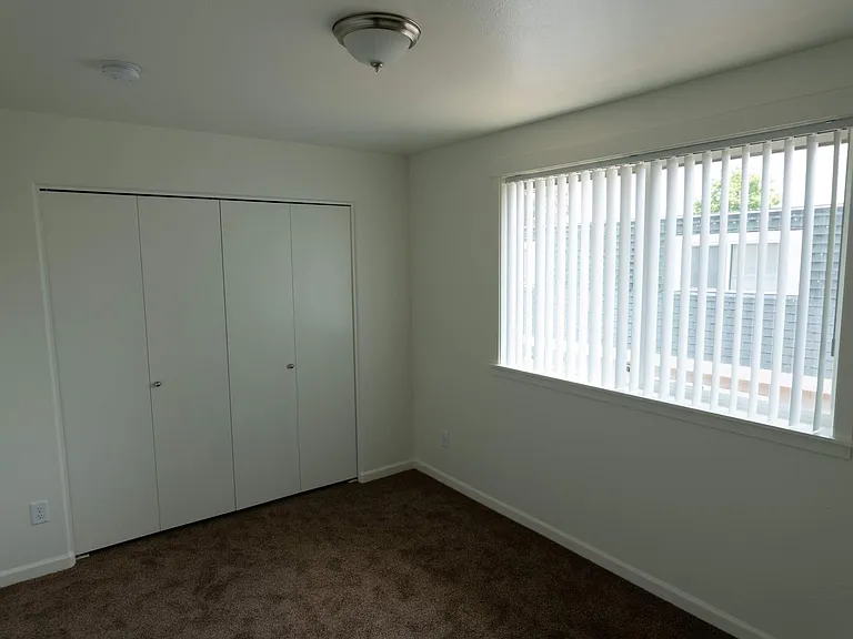 Lebanon City Townhomes — Photo 19