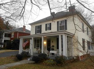 603 N Poplar St, Paris, TN 38242