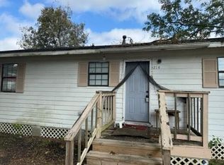 214 3rd Ave, Chickasaw, AL 36611