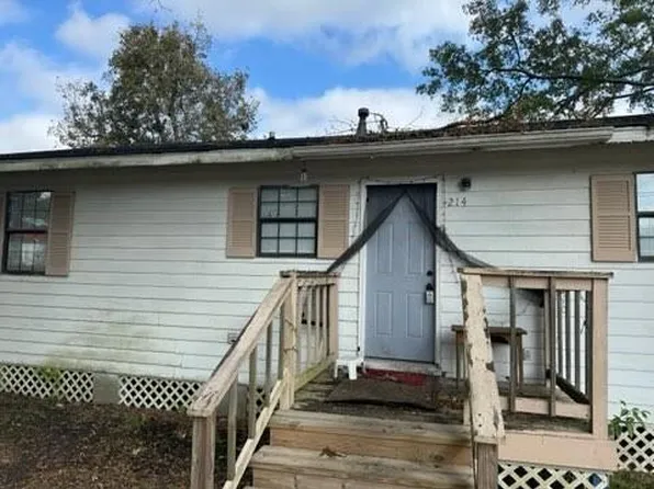 214 3rd Ave, Chickasaw, AL 36611