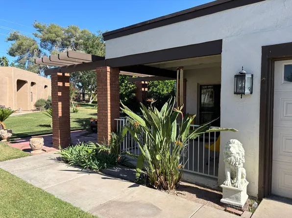 67 Leisure World, Mesa, AZ 85206