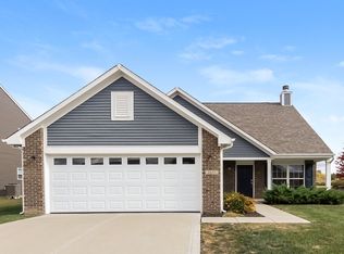 2633 Shadowbrook Trce, Greenwood, IN 46143