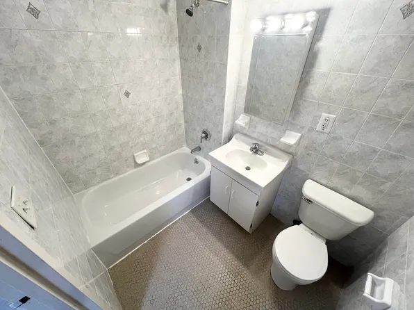 19-54 77th Street image 26 of 27