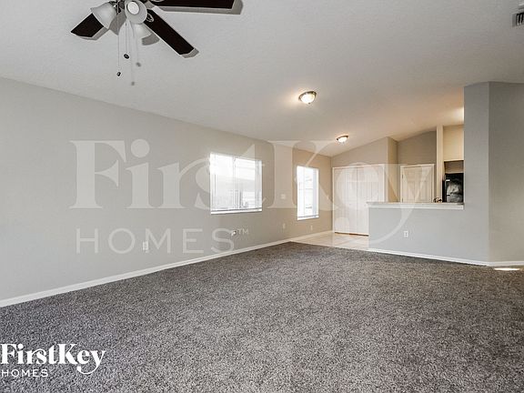 3rd image of 4406 Country Hills Blvd