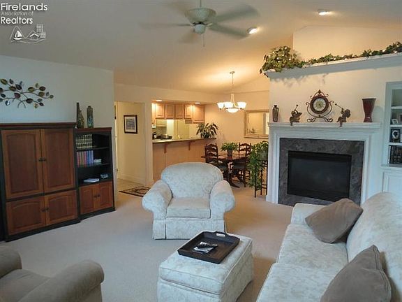 5th image of 5301 W Waterberry Dr
