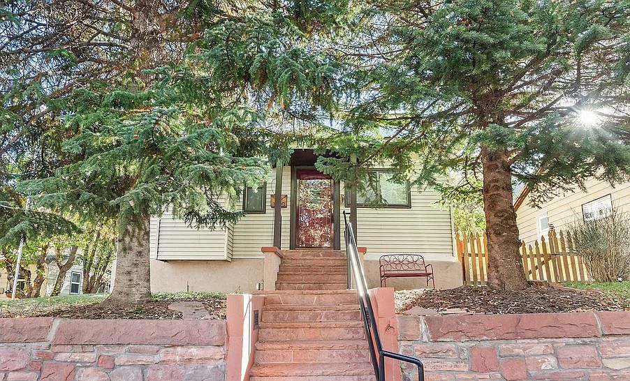 1st image of 1120 Blake Ave