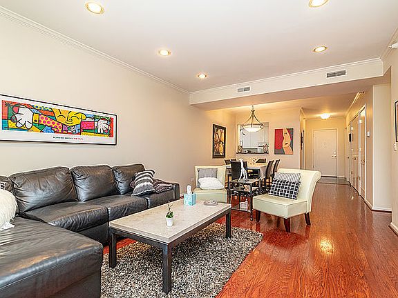 2nd image of 620 Homewood Ave APT 404