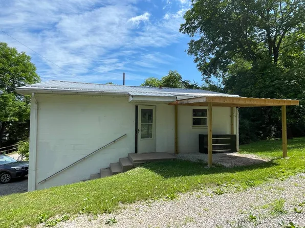 5005 Rust Ln, Charleston, WV 25313