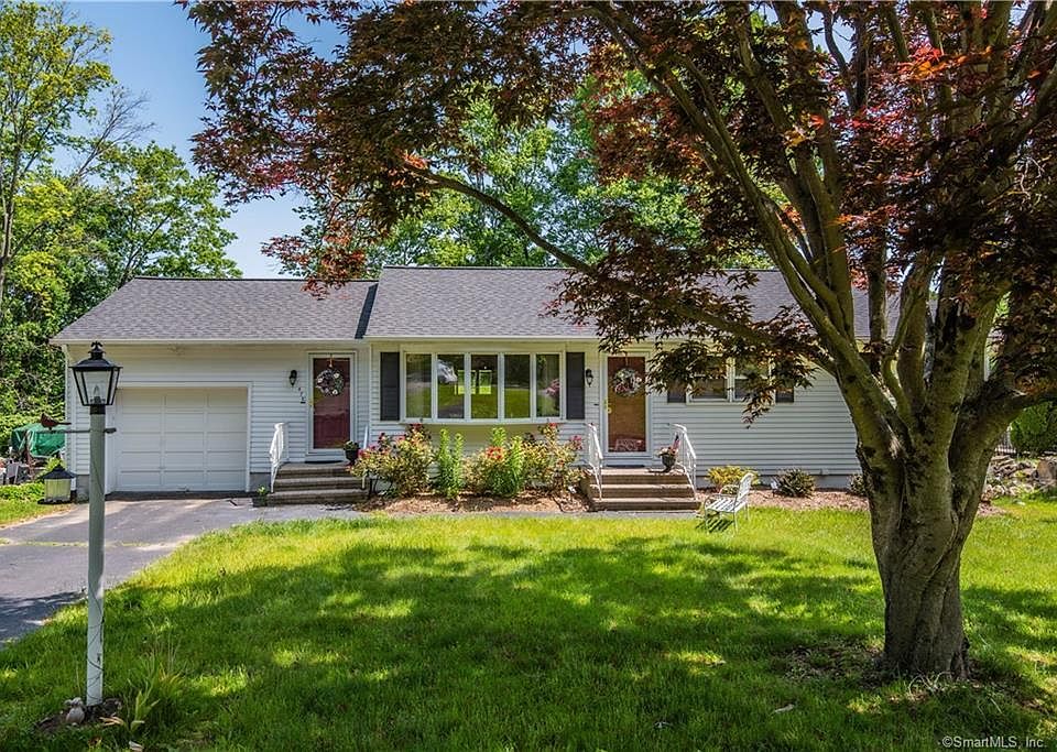 478 Lakeside Blvd W, Waterbury, CT 06708 Zillow