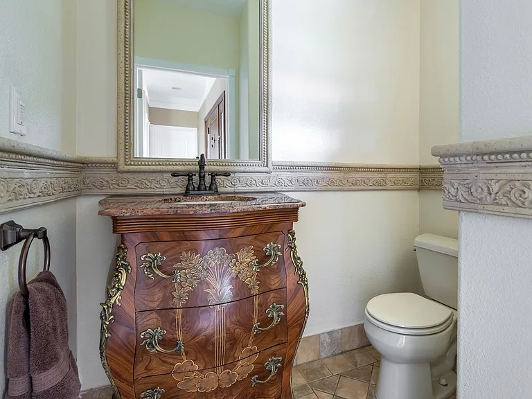 596 Pettis Ave — Photo 20