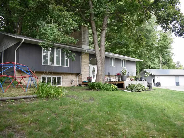3626 River Rd, Osage, IA 50461