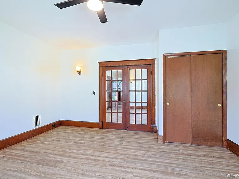 34 Lagrange Ave — Photo 9