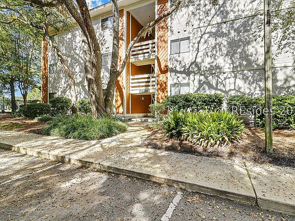 3rd image of 45 Folly Field Road UNIT 4I