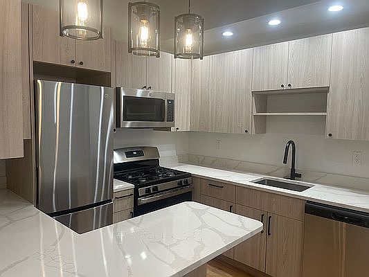3rd image of 605 W 112th St APT 1I