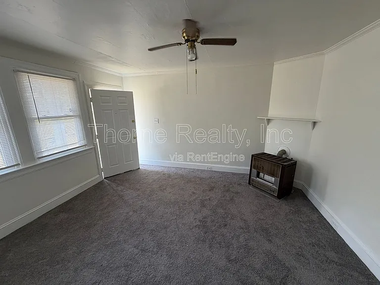 216 S Vyne St — Photo 6