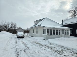 129 Lindsay St, Kawartha Lakes, ON K0M 1N0