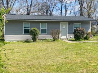 209 Robert E Lee St, Fort Oglethorpe, GA 30742