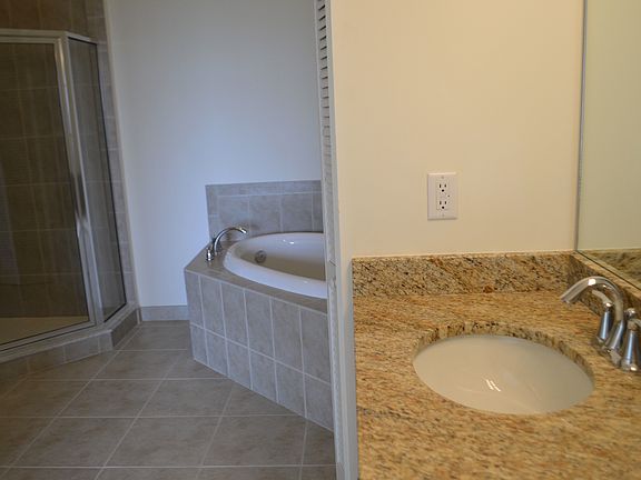5th image of 4501 Dalmahoy Ct APT 602