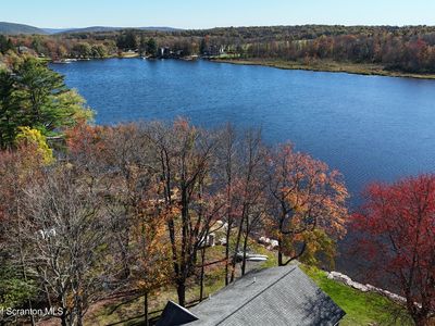 498 Lowe Lake Rd, Union Dale, PA, 18470